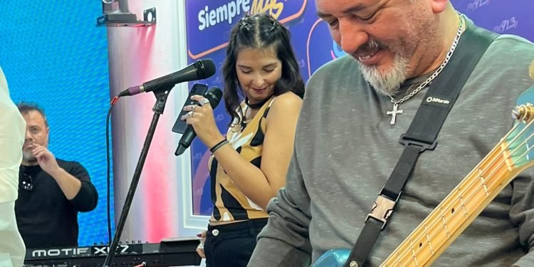 La Barra y el Dani Guardia en el arranque de Cuarteteando Más