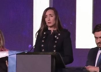 Vd3t37lahbbi3pknkhfv74e64a