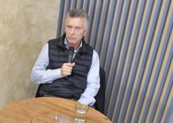 “La gente tiene razón en estar desencantada con la política”