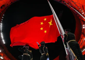 221115145818 china flag full 169