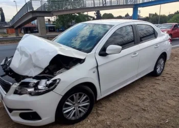 Circunvalación: cinco vehículos protagonizaron un violento choque en cadena