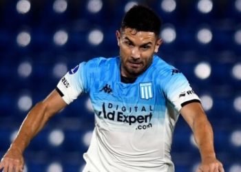 Final del primer tiempo.sportivo luqueno racing ️ @adrian.martinez52 ️ @rogermartinez94 750x330