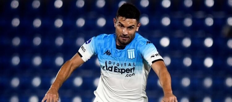 Final del primer tiempo.sportivo luqueno racing ️ @adrian.martinez52 ️ @rogermartinez94 750x330