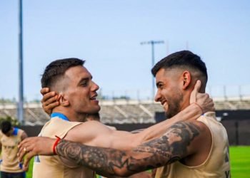 Gqyadh3wwaai vu 750x938