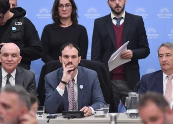 Vhh4hlaef 1300x655 1