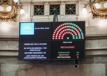 926164 3 a prensasenado