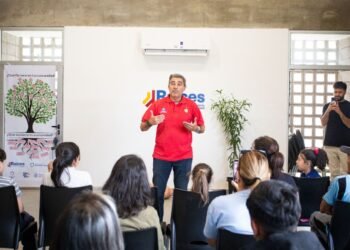 En su primer mes, el Centro Comunitario en Salud Mental y Adicciones “Raíces” recibió la consulta de más de 100 vecinos