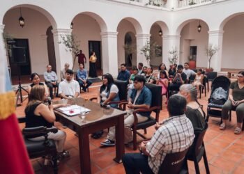 Tres parejas dieron el  SÍ en el Cabildo Histórico