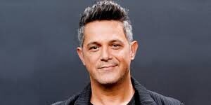 Alejandro Sanz llega por primera vez al Estadio Kempes