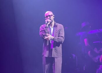 ABEL PINTOS presentó su gira 30 años cargado de emociones