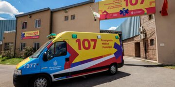 Profesionales del 107 asistieron un parto domiciliario en barrio Bajo Pueyrredón