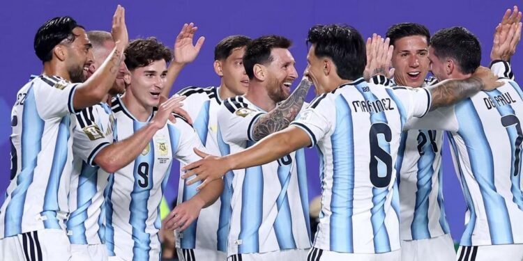 La scaloneta se consagró victoriosa y avanza de fase