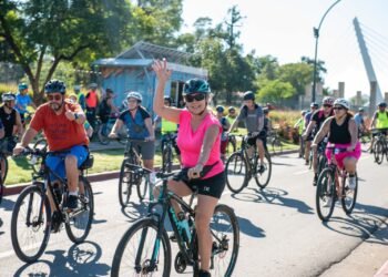 La ciudad suma una escuela de Ciclismo Urbano