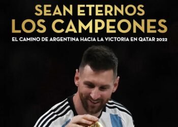 El espíritu mundialista se vive en el Cabildo Histórico con fotografías de la selección argentina en Qatar 2022