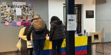 Colombianos residentes en Córdoba votarán el balotaje presidencial en el Centro de Atención a Personas Migrantes y Refugiadas