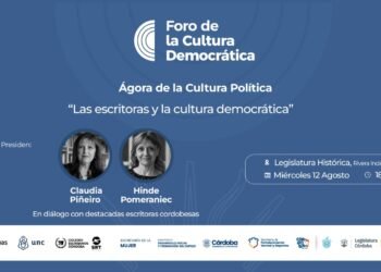 Claudia Piñeiro dialogará sobre el rol de la mujer y la literatura en la recuperación de la democracia argentina