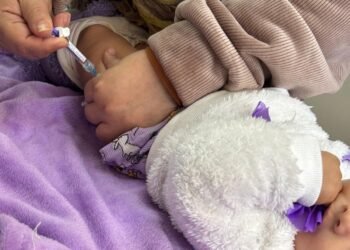 La Municipalidad avanza con la aplicación de NIRSEVIMAB para proteger a bebés frente a la bronquiolitis