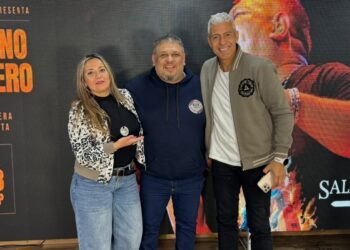 El Tano Romero visitó por primera vez los estudios de Más Radio